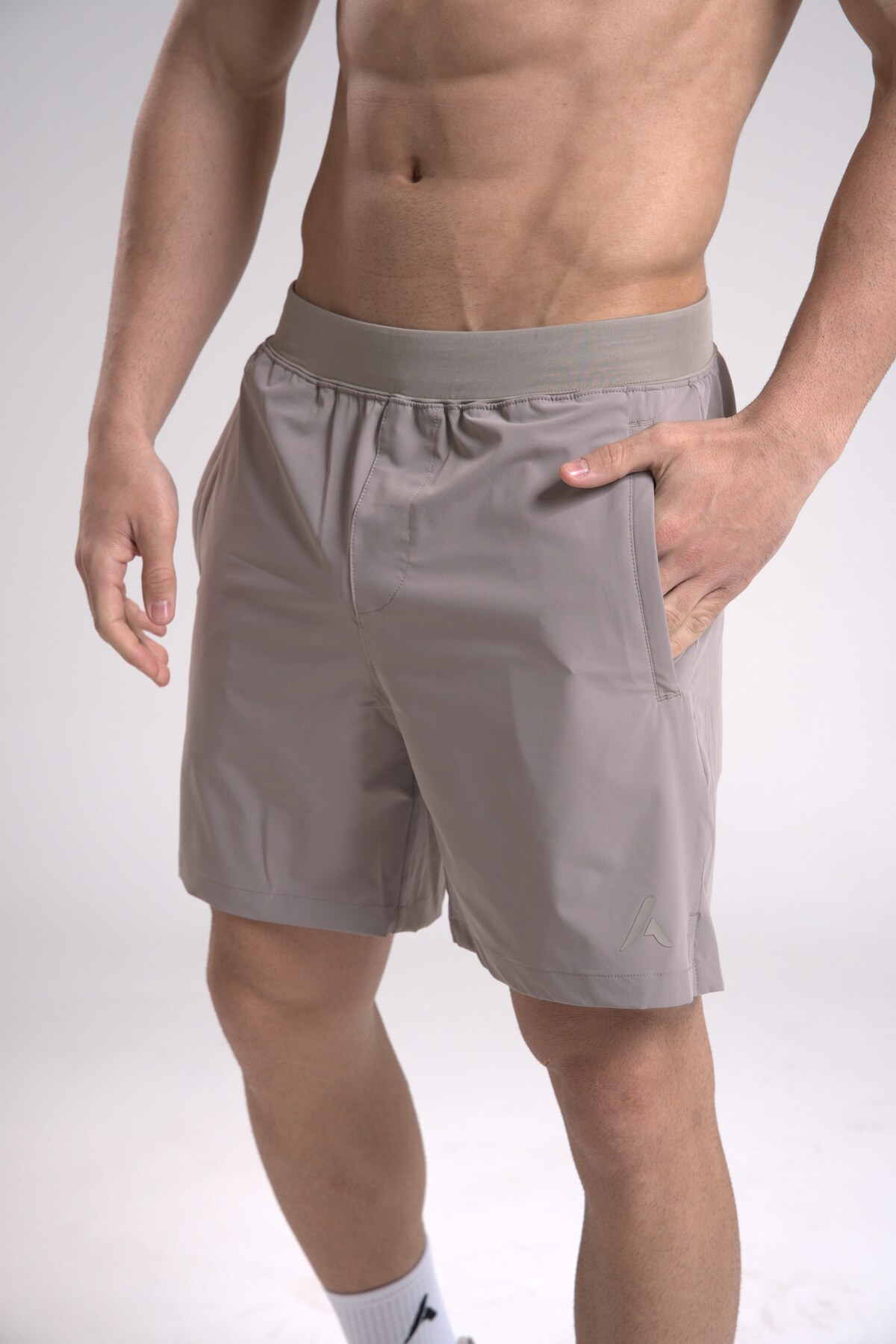 Foundation Shorts in Beige