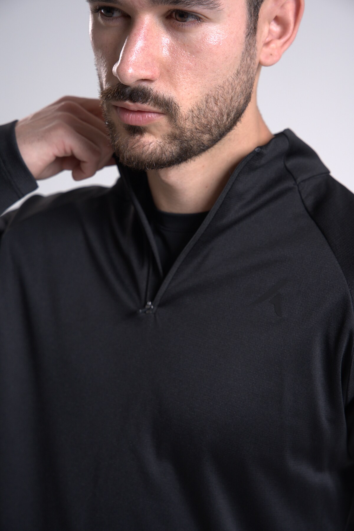 Foundation Quarter Zip in Black